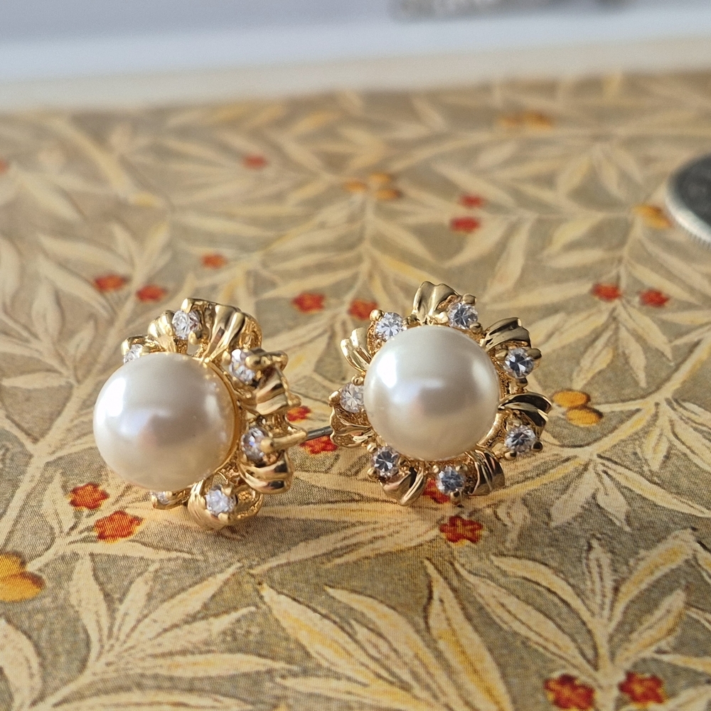 Gold and Cream Pearl Stud Earrings with Rhinestones